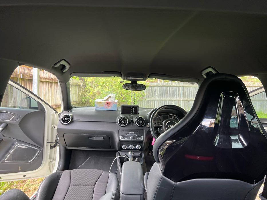 Audi A1 roof lining repair