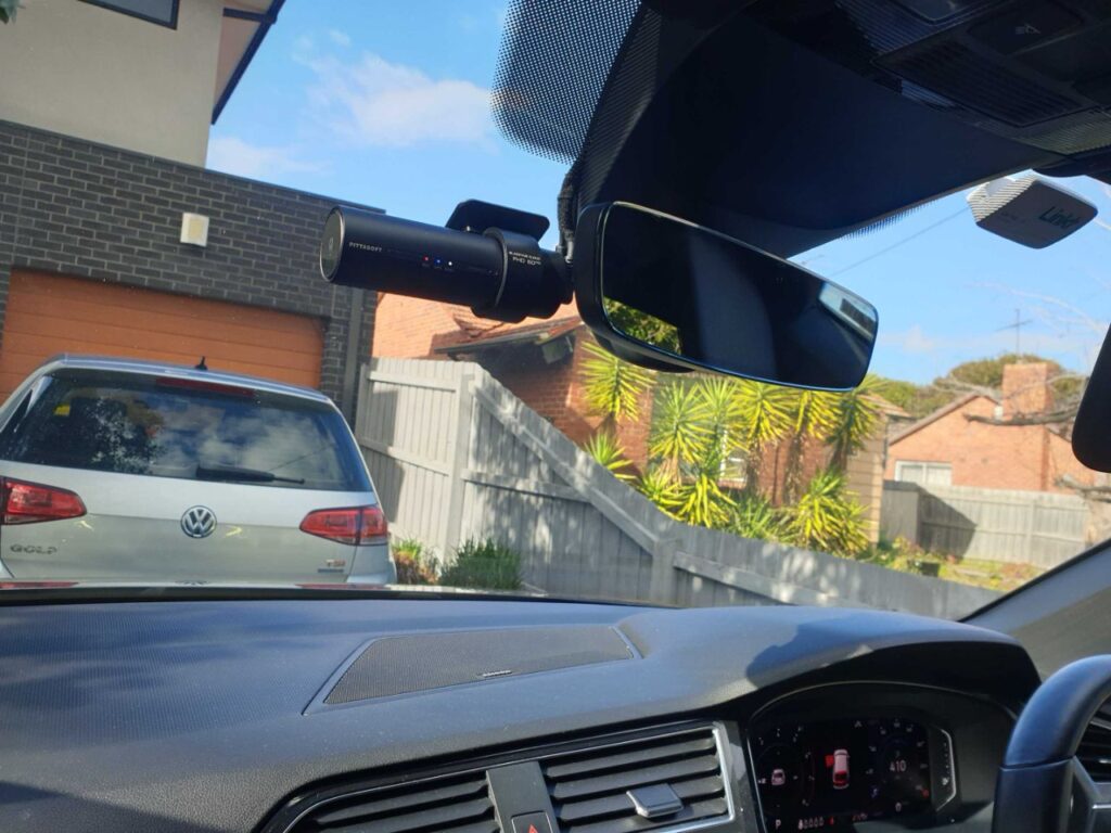 Blackvue dashcamera installer