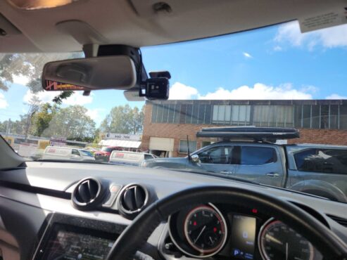 Navman MiVue Dash Cam (1)
