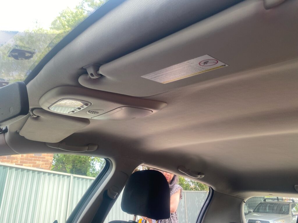 Peugeot 307 2007 Wagon Roof liner replacement