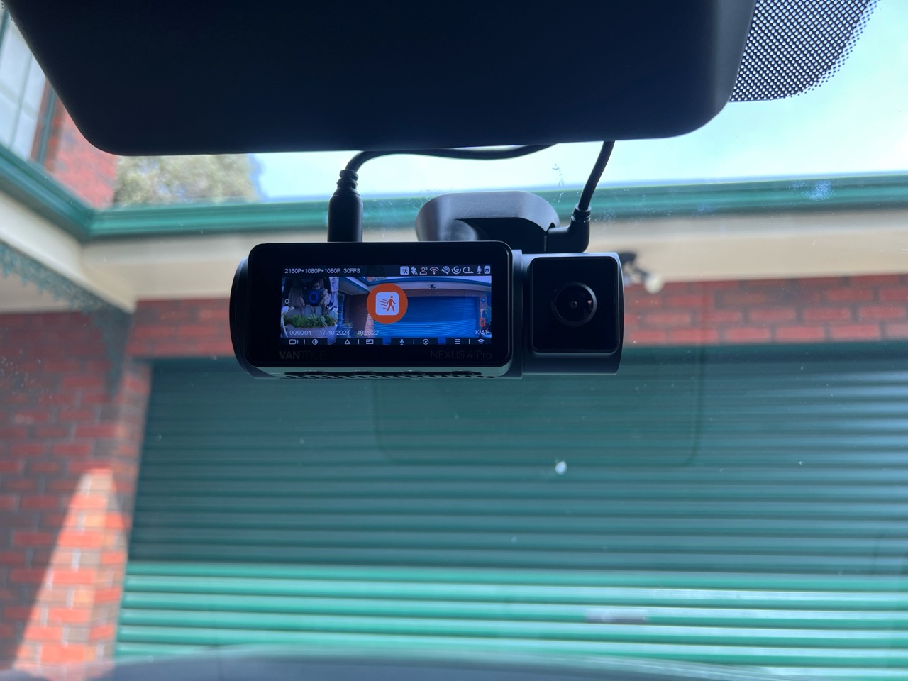 Vantrue Front Dash Cam Installation (3)